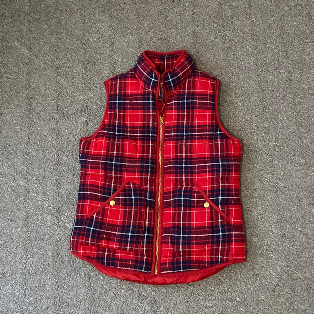 Light weight puffer vest